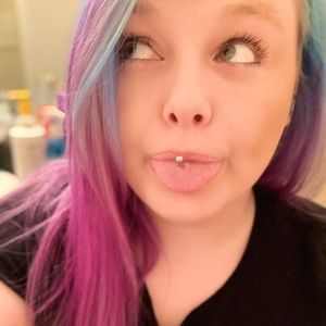 Meet your Posher, Samantha